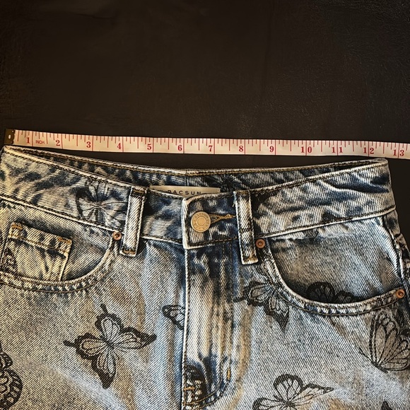 PacSun Blue Jean Shorts Distressed Cuffed Hem - Picture 12 of 13